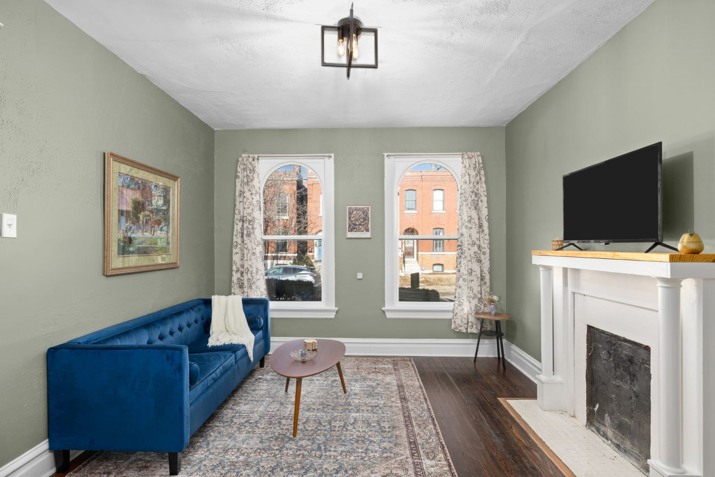 Master Mid-Term Rentals: Complete Digital Guide & Tools
